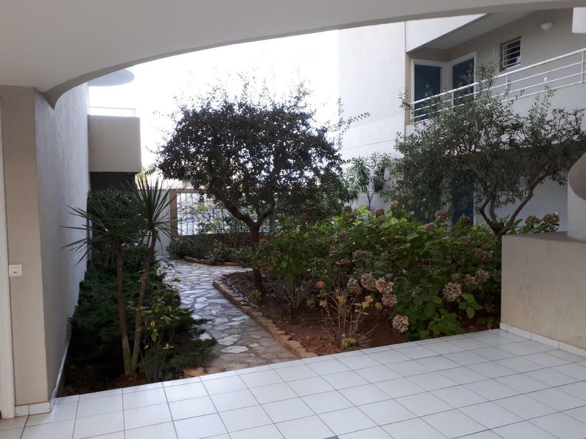 F2 Immeuble Les Pieds Dans L'Eau Apartment Villeneuve-Loubet Bagian luar foto