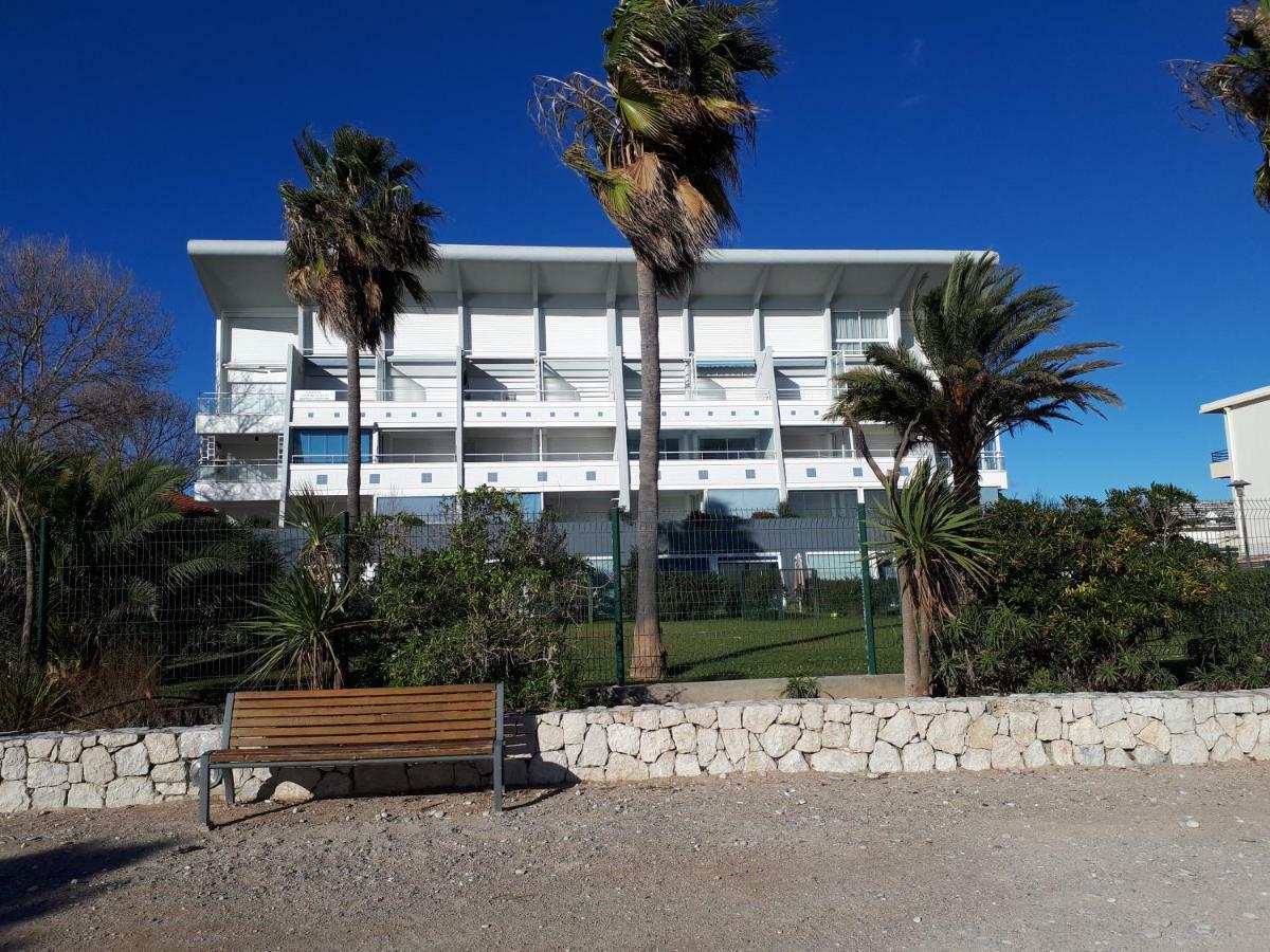 F2 Immeuble Les Pieds Dans L'Eau Apartment Villeneuve-Loubet Bagian luar foto